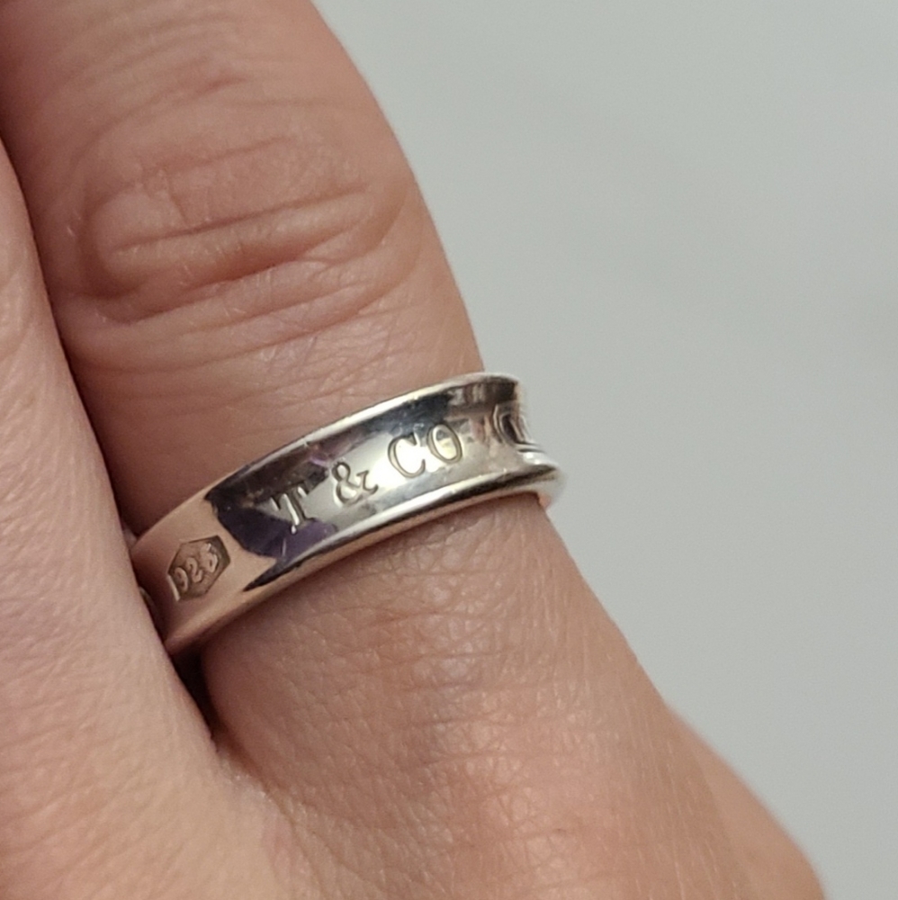 Tiffany & Co. 1837 Concave Ring